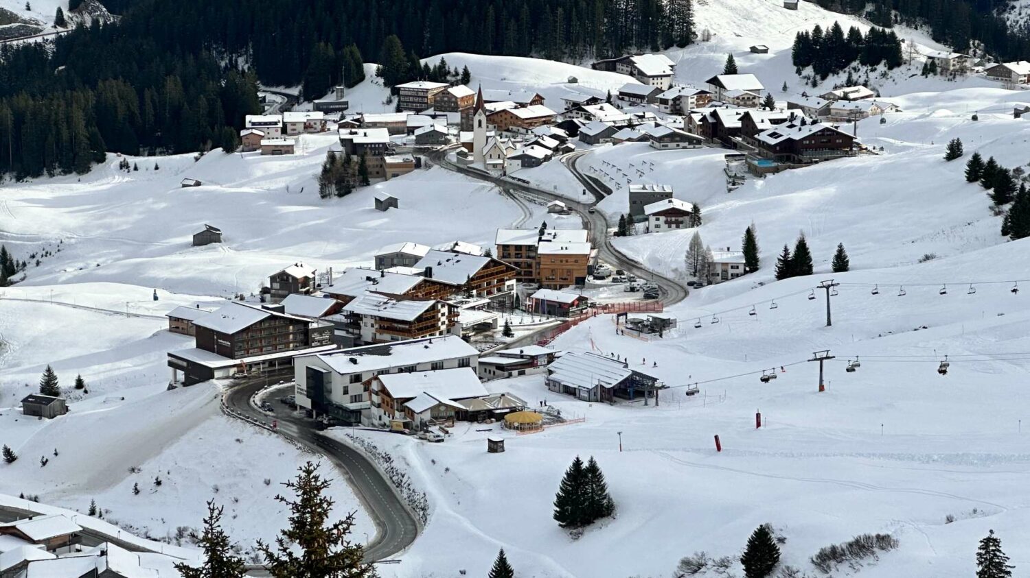 Hotel Website - Skigebiet am Arlberg in Österreich - Hotel Lech Valley Lodge in Warth