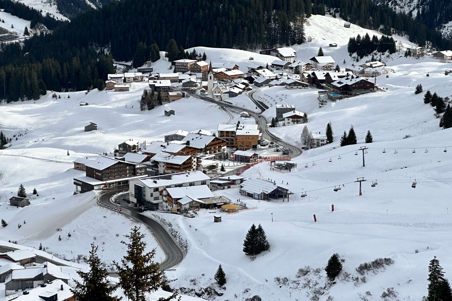 Hotel Website - Skigebiet am Arlberg in Österreich - Hotel Lech Valley Lodge in Warth