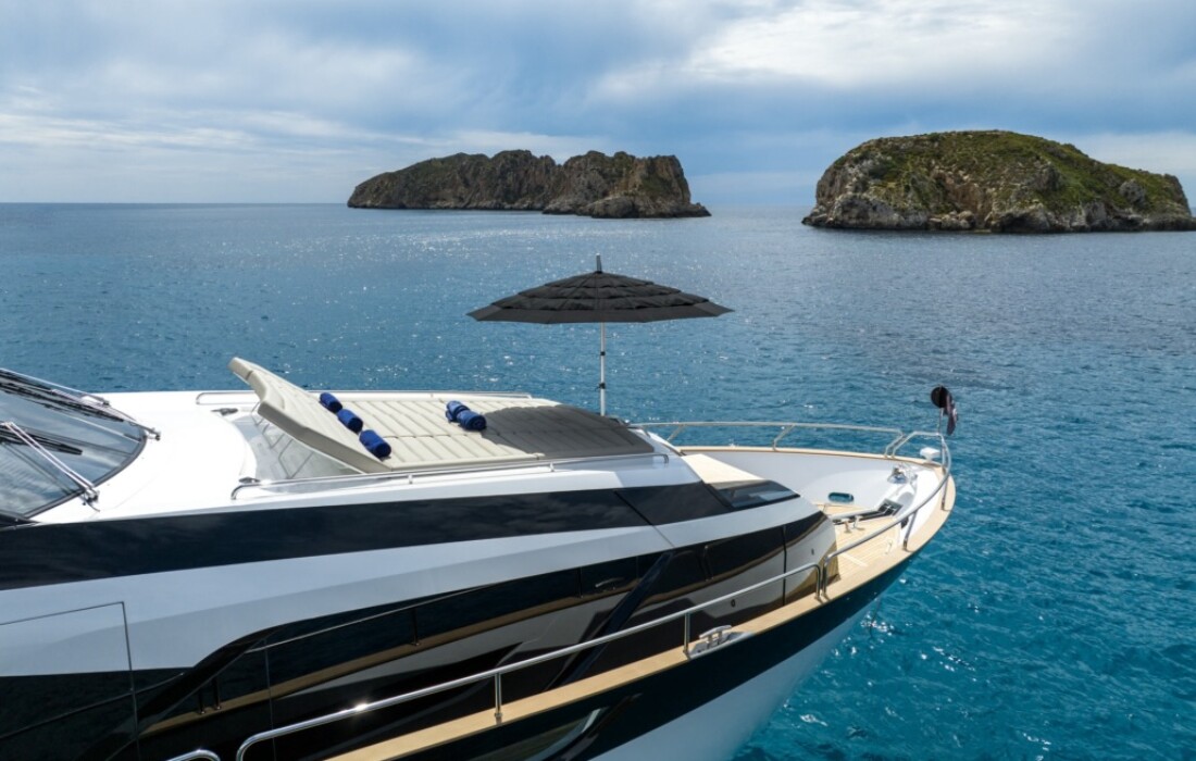Yachtcharter - einzigartige und individuelle Yachten - Neu von Meros Yachtchartering Yachten, Megayachten und Superyachten