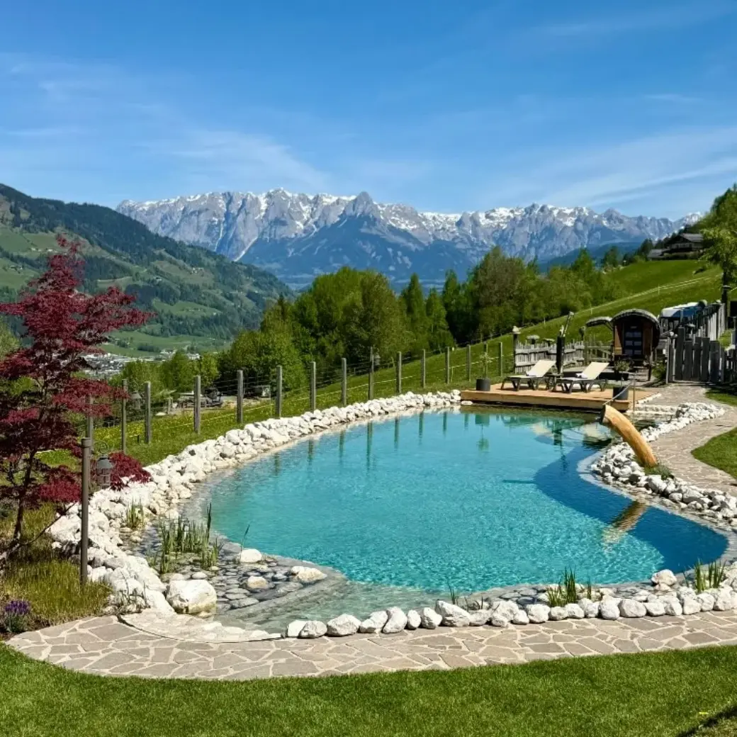 Hotelmarketing Chaletdorf BERGHERZ im Salzburger Land in Österreich